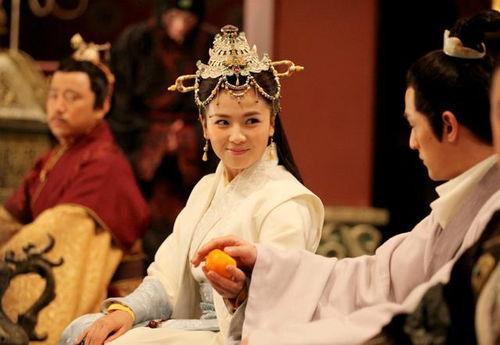 真假千金娱乐圈吃瓜小说,娱乐圈的甜蜜瓜田